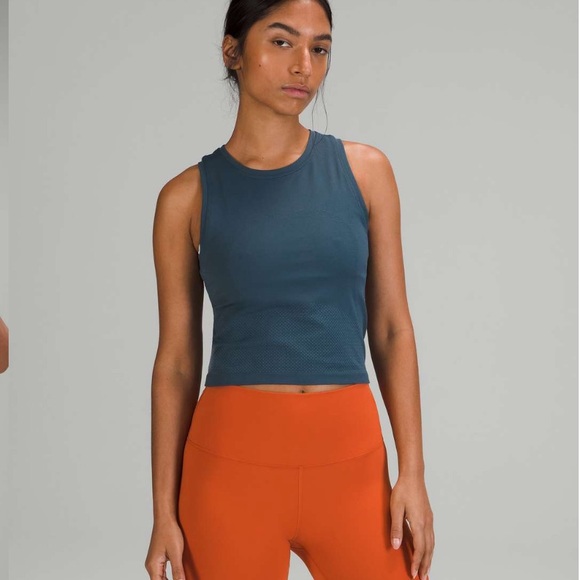 lululemon athletica Tops - Lululemon Swiftly High Neck Cropped Tank size 10